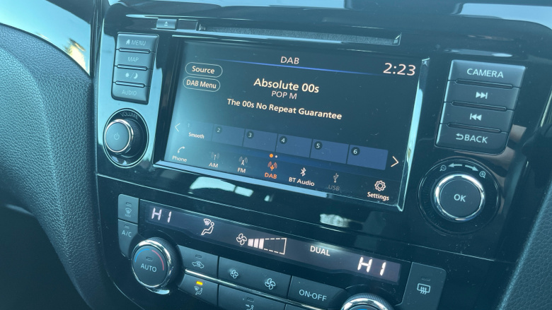 Nissan Qashqai 1.3 DiG-T 160 Acenta Premium 5dr DCT Petrol Hatchback